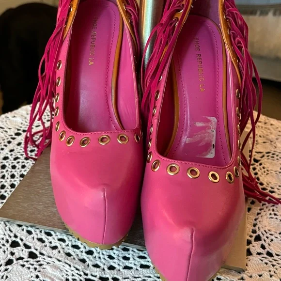 fringe platform heels - Picture 3 of 5